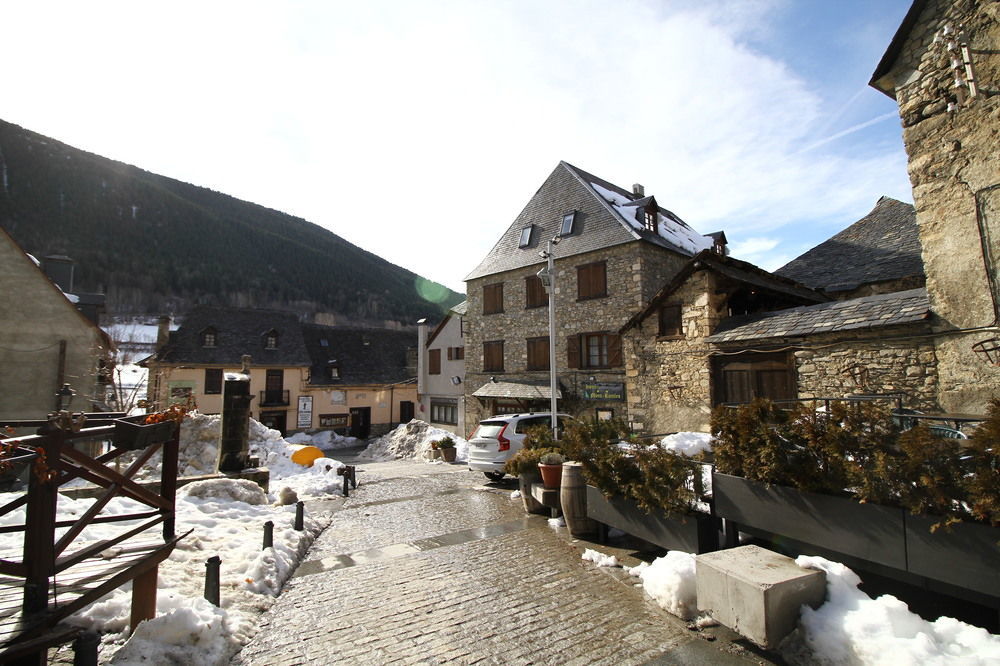 Hotel SNÖ Mont Romies Salardú Exterior foto